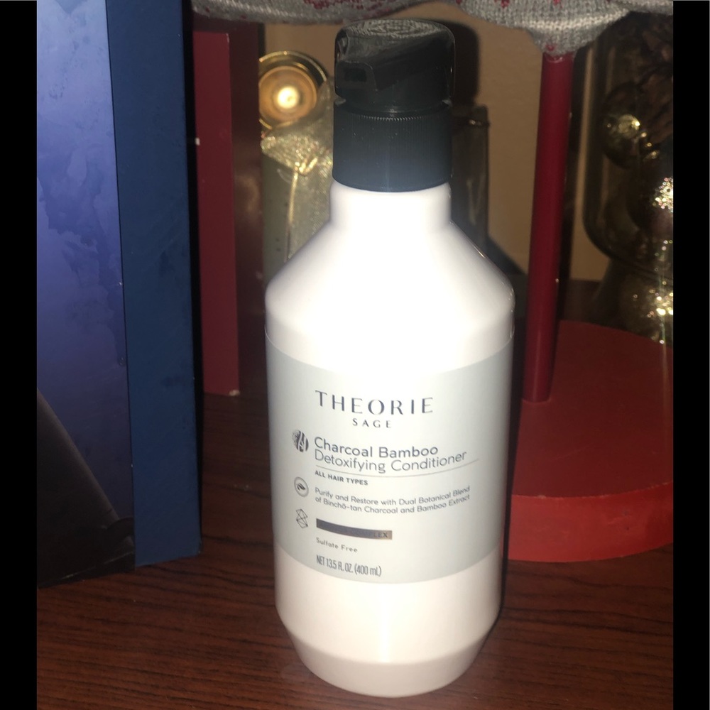 Theorie Sage Charcoal Bamboo Detoxify Conditioner